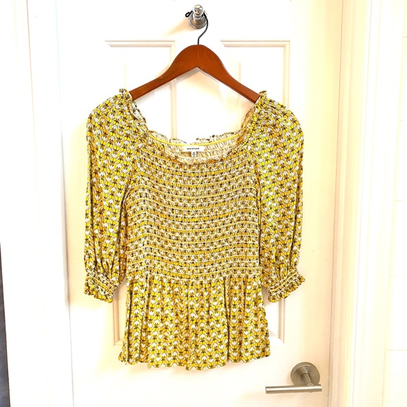 Max Studio Tops - Max Studio Yellow / Gold and white peplum top